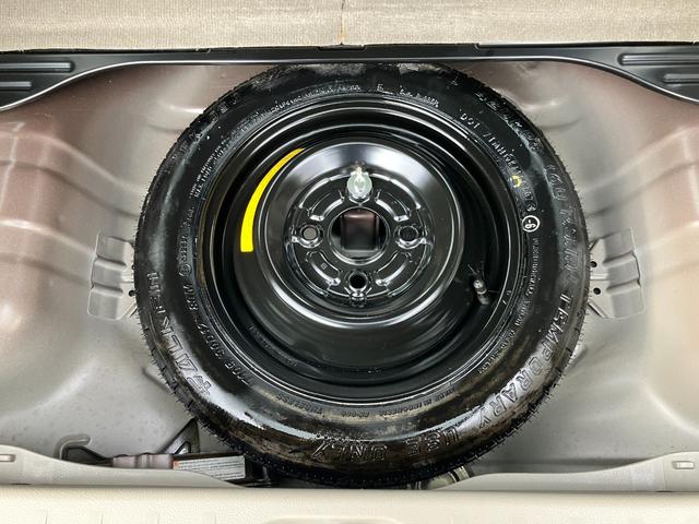 モコ Ｅ　【禁煙車】　純正ＨＤＤナビ／音楽録音機能／ＣＤ／ラジオ　ＡＢＳ　盗難防止機能　オートエアコン　ベンチシート　ブリヂストン製ＮＥＸＴＲＹ装着　ヘッドライトレベライザー　助手席シートアンダーボックス（40枚目）