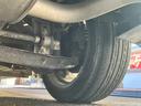 下廻りは目立つ錆や腐食などなく、程度の良い状態が保たれております。サスのがたつきや異音などもありません。