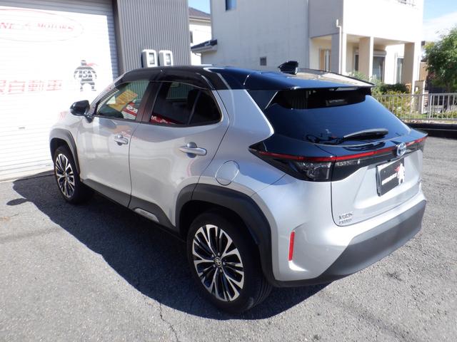 ヤリスクロス ハイブリッドＺ　ＢＳＭ　ＬＥＤフォグ　パワーバックドア　Ｔ－Ｃナビ　ＣＤ／ＤＶＤ　ブラインドスポットモニター　スペアータイヤドラレコ前後　ＥＴＣ２．０　ＬＥＤフォグランプ（7枚目）