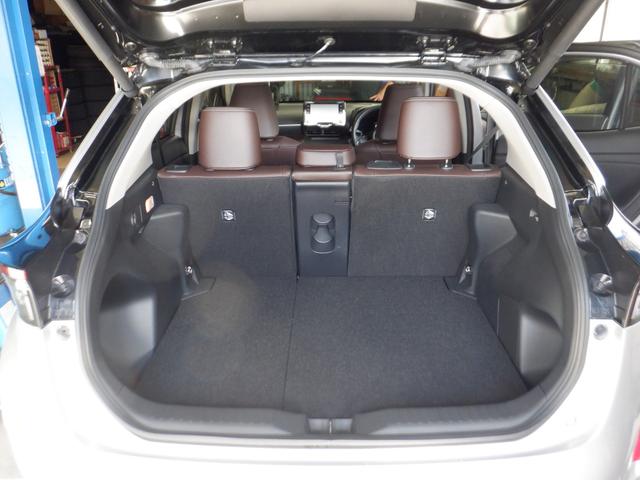 ヤリスクロス ハイブリッドＺ　ＢＳＭ　ＬＥＤフォグ　パワーバックドア　Ｔ－Ｃナビ　ＣＤ／ＤＶＤ　ブラインドスポットモニター　スペアータイヤドラレコ前後　ＥＴＣ２．０　ＬＥＤフォグランプ（22枚目）