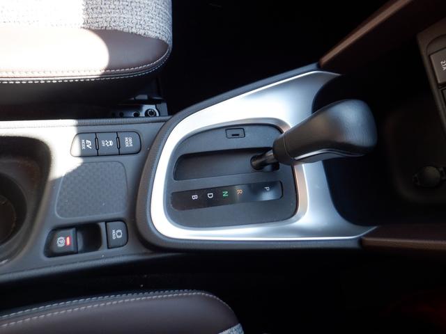 ヤリスクロス ハイブリッドＺ　ＢＳＭ　ＬＥＤフォグ　パワーバックドア　Ｔ－Ｃナビ　ＣＤ／ＤＶＤ　ブラインドスポットモニター　スペアータイヤドラレコ前後　ＥＴＣ２．０　ＬＥＤフォグランプ（31枚目）