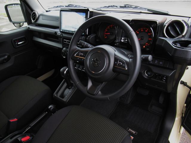 ジムニー XC 新車保証付 スズキセーフティサポート 9インチメモリーナビ/フルセグTV/バックカメラ/ETC/ クルーズコントロール/オートエアコン/フロントシートヒーター/LEDヘッドライト スマートキー2個(8枚目)