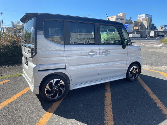 スペーシアカスタム ハイブリッドXS 届出済未使用車 360カメラ 運転席助手席エアバック サイドカーテンエアバック 両側電動パワースライドドア LEDヘッドライト 電動格納ドアミラー スマートキー オートクルーズコントロール(9枚目)