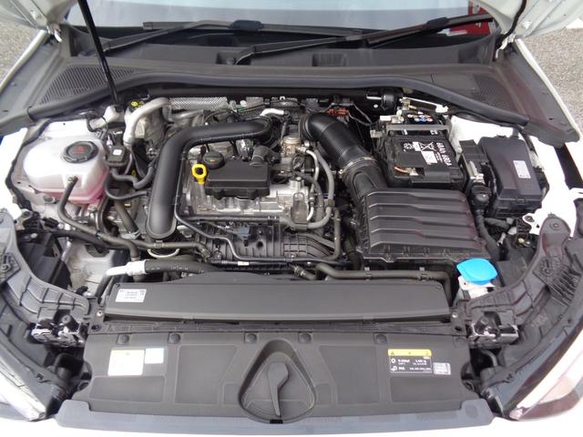 A3セダン 30TFSIアドバンスド 革シート バーチャルコックピット バックカメラ パワーシート 純正ナビ・TV シートヒーター LEDヘッド スマートキー 純正17インチAW ETC ドラレコ Bluetooth 電格ミラー(47枚目)