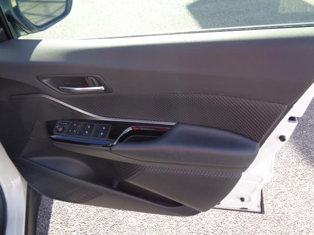 Ｃ－ＨＲ Ｇ　モード　ネロ　ハーフレザー　純正ナビ・フルセグＴＶ　バックカメラ　純正１８インチＡＷ　ＥＴＣ　スマートキー　Ｂｌｕｅｔｏｏｔｈ　クルーズコントロール　ＬＥＤ　シートヒーター（14枚目）