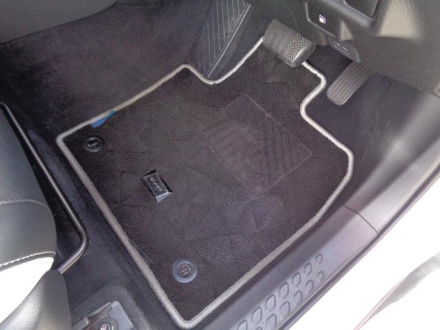 Ｃ－ＨＲ Ｇ　モード　ネロ　ハーフレザー　純正ナビ・フルセグＴＶ　バックカメラ　純正１８インチＡＷ　ＥＴＣ　スマートキー　Ｂｌｕｅｔｏｏｔｈ　クルーズコントロール　ＬＥＤ　シートヒーター（29枚目）