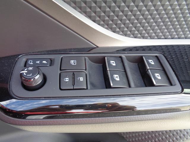 Ｃ－ＨＲ Ｇ　モード　ネロ　ハーフレザー　純正ナビ・フルセグＴＶ　バックカメラ　純正１８インチＡＷ　ＥＴＣ　スマートキー　Ｂｌｕｅｔｏｏｔｈ　クルーズコントロール　ＬＥＤ　シートヒーター（42枚目）