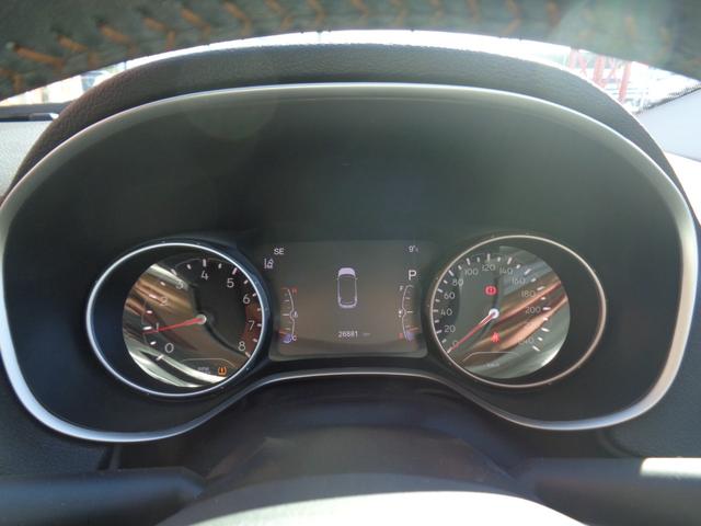 ジープ・コンパス ロンジチュード 衝突軽減ブレーキ 純正ナビ AppleCarPlay対応 スマートキー ETC 純17インチAW クルーズコントロール ルーフレール 電格ミラー プッシュスタート フロアマット(22枚目)