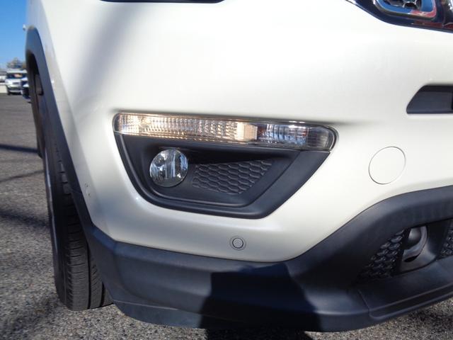 ジープ・コンパス ロンジチュード 衝突軽減ブレーキ 純正ナビ AppleCarPlay対応 スマートキー ETC 純17インチAW クルーズコントロール ルーフレール 電格ミラー プッシュスタート フロアマット(52枚目)