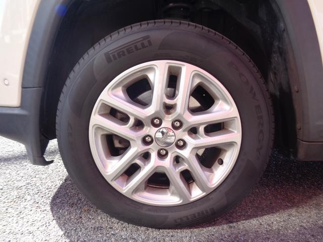 ジープ・コンパス ロンジチュード 衝突軽減ブレーキ 純正ナビ AppleCarPlay対応 スマートキー ETC 純17インチAW クルーズコントロール ルーフレール 電格ミラー プッシュスタート フロアマット(61枚目)