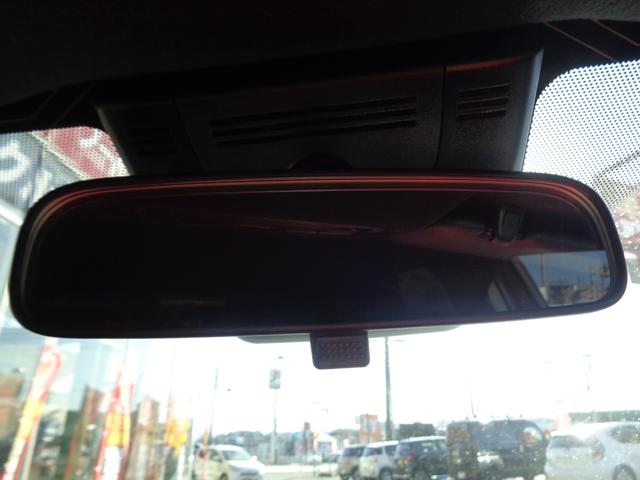 ヤリスクロス ハイブリッドＺ　ウルバーノ　トヨタチームメイト　８型コネクトナビ　パノラミックビューモニター　パーキングサポートブレーキ　パワーバックドア　ステアリング・シートヒーター　ＥＴＣ　ハーフレザー　パワーシート　純正１８インチＡＷ（27枚目）