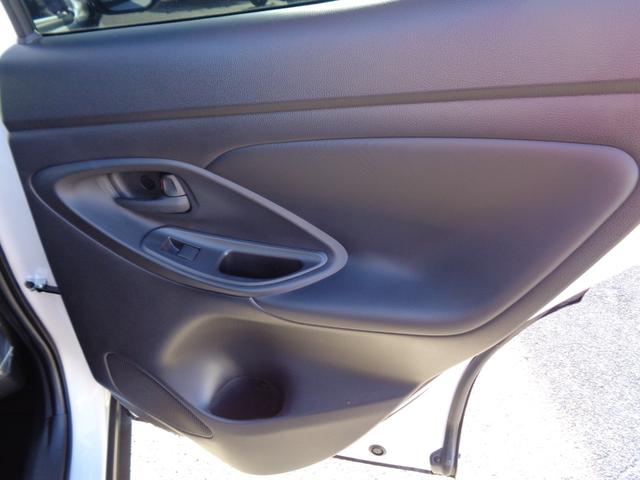 ヤリスクロス ハイブリッドＺ　ウルバーノ　トヨタチームメイト　８型コネクトナビ　パノラミックビューモニター　パーキングサポートブレーキ　パワーバックドア　ステアリング・シートヒーター　ＥＴＣ　ハーフレザー　パワーシート　純正１８インチＡＷ（39枚目）