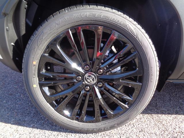 ヤリスクロス ハイブリッドＺ　ウルバーノ　トヨタチームメイト　８型コネクトナビ　パノラミックビューモニター　パーキングサポートブレーキ　パワーバックドア　ステアリング・シートヒーター　ＥＴＣ　ハーフレザー　パワーシート　純正１８インチＡＷ（48枚目）