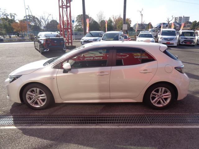 カローラスポーツ ハイブリッドＧ　純正ナビ・フルセグＴＶ　バックカメラ　スマートキー　ＬＥＤヘッド　ＥＴＣ　ドラレコ　純正１６インチＡＷ　Ｂｌｕｅｔｏｏｔｈ　クリアランスソナー　フロアマット（5枚目）