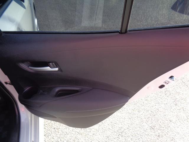 カローラスポーツ ハイブリッドＧ　純正ナビ・フルセグＴＶ　バックカメラ　スマートキー　ＬＥＤヘッド　ＥＴＣ　ドラレコ　純正１６インチＡＷ　Ｂｌｕｅｔｏｏｔｈ　クリアランスソナー　フロアマット（16枚目）