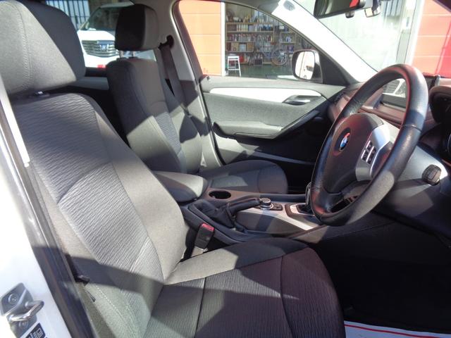 Ｘ１ ｘＤｒｉｖｅ　２０ｉ　社外ナビ　バックカメラ　スマートキー　ＥＴＣ　ドラレコ前後　ＨＩＤヘッド　Ｂｌｕｅｔｏｏｔｈ　フロアマット　１８インチＡＷ（9枚目）