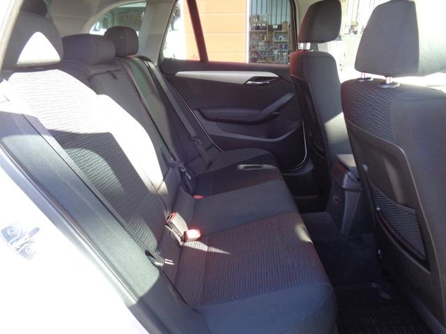 Ｘ１ ｘＤｒｉｖｅ　２０ｉ　社外ナビ　バックカメラ　スマートキー　ＥＴＣ　ドラレコ前後　ＨＩＤヘッド　Ｂｌｕｅｔｏｏｔｈ　フロアマット　１８インチＡＷ（12枚目）