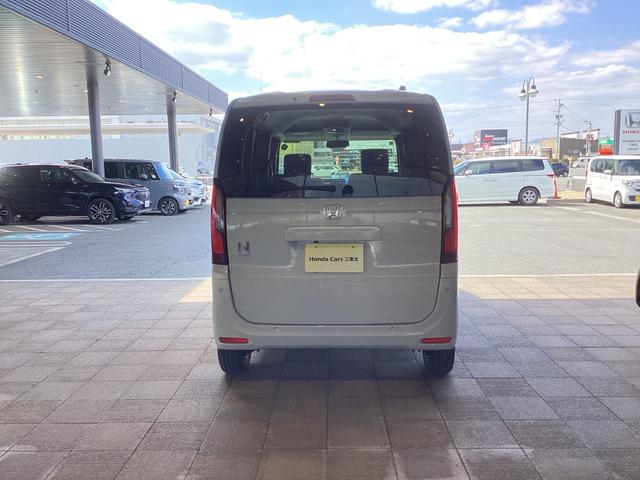 Ｎ－ＢＯＸ ベースグレード　片側電動スライドドア・純正８インチナビ・フロアマット・プレミアムサンライトホワイトパール（4枚目）