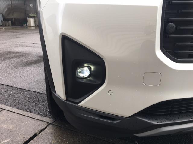 ＷＲ－Ｖ Ｚ　純正ナビ　リアカメラ　ＥＴＣ　ＬＥＤフォグライト　１７インチアルミホイール　ＨｏｎｄａＳＥＮＳＩＮＧＨｏｎｄａＣＯＮＮＥＣＴ　パーセルカバー　リアセンターアームレスト　本革巻ステアリングホイール（6枚目）