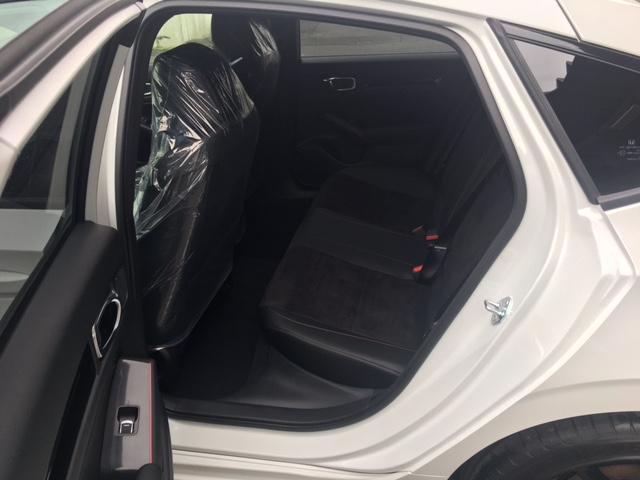 純正オプションはもちろん、社外オプションやボディーコーティングなど、様々なオプションもご相談ください!!