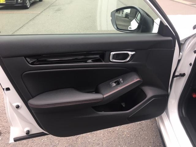 純正オプションはもちろん、社外オプションやボディーコーティングなど、様々なオプションもご相談ください!!