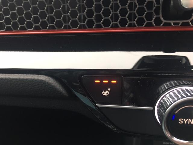 運転席&助手席シートヒーター