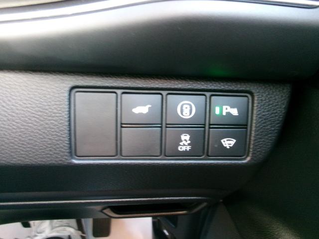 ヴェゼル e:HEV Z ホンダブラインドスポットインフォメーション 後退出庫サポ-ト マルチビューカメラシステム 運転席+助手席シ-トヒ-タ コンビシ-ト 18インチAW ETC2.0 フルセグTV 記録簿ワンオーナ 禁煙車(13枚目)