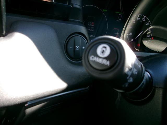 ヴェゼル e:HEV Z ホンダブラインドスポットインフォメーション 後退出庫サポ-ト マルチビューカメラシステム 運転席+助手席シ-トヒ-タ コンビシ-ト 18インチAW ETC2.0 フルセグTV 記録簿ワンオーナ 禁煙車(14枚目)