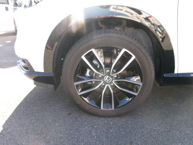 ヴェゼル e:HEV Z ホンダブラインドスポットインフォメーション 後退出庫サポ-ト マルチビューカメラシステム 運転席+助手席シ-トヒ-タ コンビシ-ト 18インチAW ETC2.0 フルセグTV 記録簿ワンオーナ 禁煙車(33枚目)