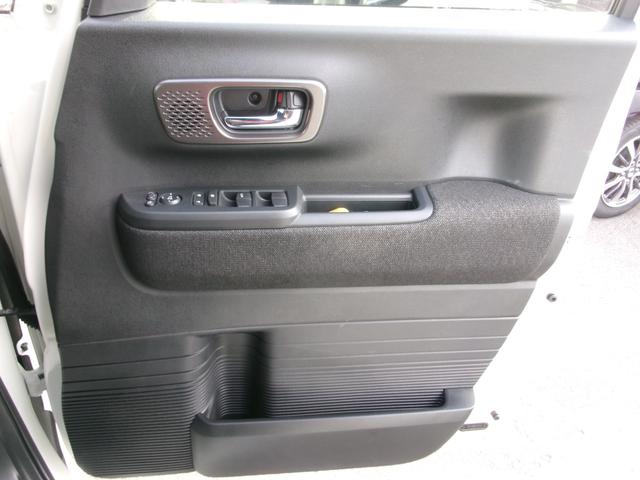 Ｎ－ＢＯＸカスタム ベースグレード　ギャザ－ズナビ（ＶＸＭ－２４５ＺＦＥＩ）　Ｂカメラ　フルセグＴＶ　運転席＋助手席シ－トヒ－タ　ＥＴＣ　自動パ－キング　両側パワースライド　１４インチＡＷ　スマ－トキ－　記録簿　ワンオーナ　　禁煙車（17枚目）