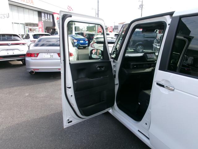 Ｎ－ＢＯＸカスタム ベースグレード　ギャザ－ズナビ（ＶＸＭ－２４５ＺＦＥＩ）　Ｂカメラ　フルセグＴＶ　運転席＋助手席シ－トヒ－タ　ＥＴＣ　自動パ－キング　両側パワースライド　１４インチＡＷ　スマ－トキ－　記録簿　ワンオーナ　　禁煙車（18枚目）