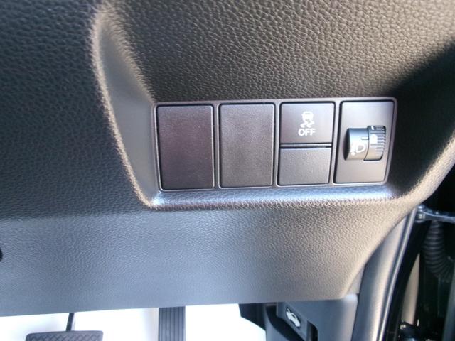 フィット ホーム　ギャザ－ズナビ（ＶＸＵ－２４５ＦＴＩ）　Ｂカメラ　フルセグＴＶ　ブル－トゥ－ス　ＤＶＤ再生　ＣＤ　ＥＴＣ　ＬＥＤヘッドライト　自動パ－キング　記録簿　ワンオーナ　当店デモカ－仕様車　禁煙車（12枚目）