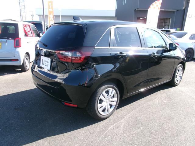 フィット ホーム　ギャザ－ズナビ（ＶＸＵ－２４５ＦＴＩ）　Ｂカメラ　フルセグＴＶ　ブル－トゥ－ス　ＤＶＤ再生　ＣＤ　ＥＴＣ　ＬＥＤヘッドライト　自動パ－キング　記録簿　ワンオーナ　当店デモカ－仕様車　禁煙車（27枚目）