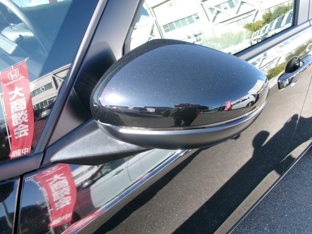 フィット ホーム　ギャザ－ズナビ（ＶＸＵ－２４５ＦＴＩ）　Ｂカメラ　フルセグＴＶ　ブル－トゥ－ス　ＤＶＤ再生　ＣＤ　ＥＴＣ　ＬＥＤヘッドライト　自動パ－キング　記録簿　ワンオーナ　当店デモカ－仕様車　禁煙車（29枚目）