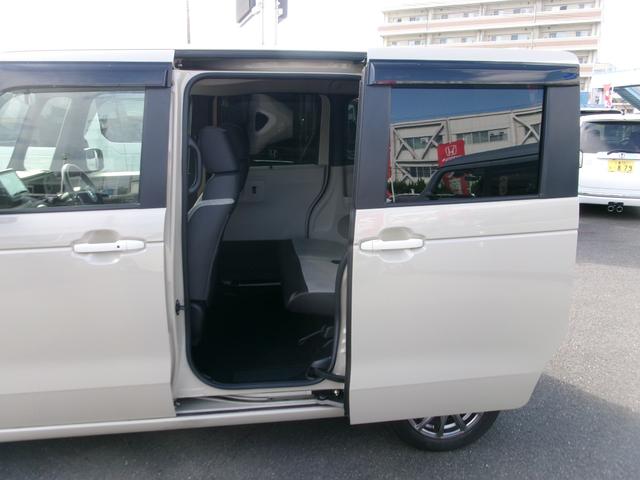 Ｎ－ＢＯＸ ファッションスタイル　ギャザ－ズナビ（ＶＸＭ－２４５ＺＦＥＩ）　Ｂカメラ　片側パワ－スライドドア　フルセグＴＶ　ＥＴＣ　ドラレコ前後　社外ＡＷ　自動パ－キング　ブル－トゥ－ス　スマ－トキ－　ＬＥＤヘッドライト　記録簿禁煙車（23枚目）