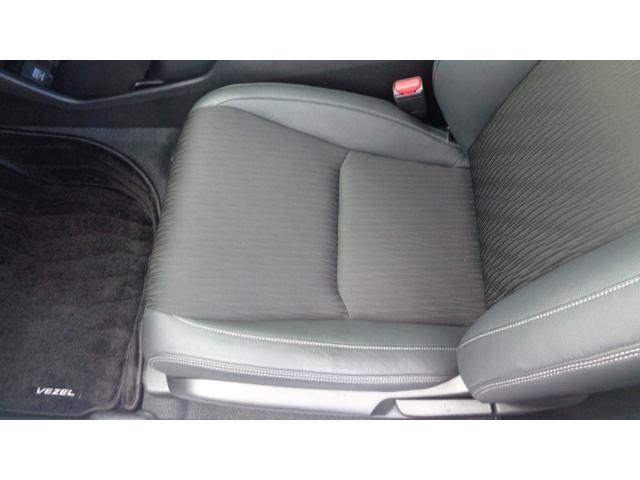 ヴェゼル ハイブリッドＺ・ホンダセンシング　純正ナビ・フルセグ・Ｂｌｕｅｔｏｏｔｈ・バックカメラ・衝突防止軽減システム・ビルトインＥＴＣ・ＬＥＤヘッド・ハーフレザーシート・フォグ・純正１７ＡＷ・スマートキー・フロアマット・ドアバイザー（64枚目）