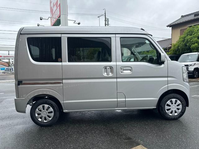 日産 ＮＶ１００クリッパーバン