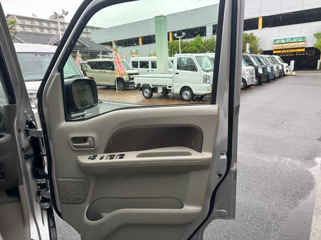 日産 ＮＶ１００クリッパーバン