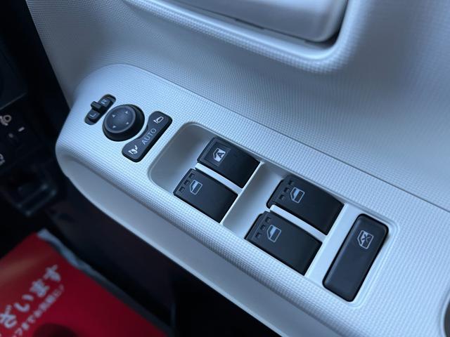 ムーヴキャンバス ストライプスＸ　届出済未使用車・２ＷＤ・ＣＶＴ・両側スライドドア・スーパーＵＶ＆ＩＲカットガラス・プッシュスタート・バックカメラ・ステアリングリモコン・衝突軽減ブレーキ・コーナーセンサー（29枚目）