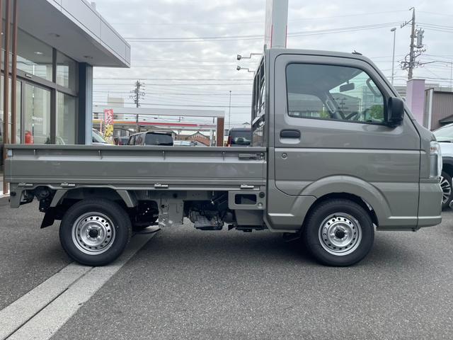 キャリイトラック KCエアコン・パワステ 届出済未使用車・4WD・5MT・パワーウィンドウ・キーレス・エアバック・ラジオデッキ付・リアパーキングセンサー・オートライト(13枚目)