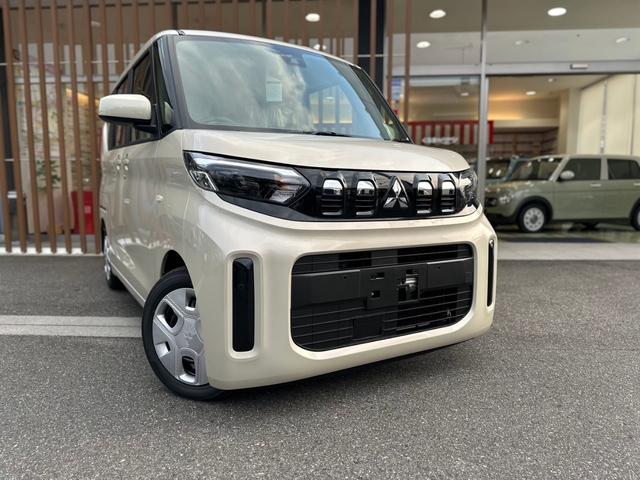 eKスペース G 届出済未使用車・2WD・CVT・片側電動スライドア・シートヒーター・サーキュレーター・バックカメラ・ハンズフリースライドドア・ロールサンシェード・USB電源ソケット・プッシュスタート(11枚目)