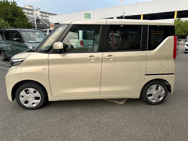 eKスペース G 届出済未使用車・2WD・CVT・片側電動スライドア・シートヒーター・サーキュレーター・バックカメラ・ハンズフリースライドドア・ロールサンシェード・USB電源ソケット・プッシュスタート(12枚目)
