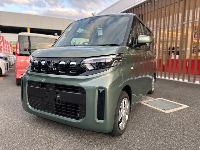 eKスペース G 届出済未使用車・2WD・CVT・片側電動スライドア・シートヒーター・サーキュレーター・バックカメラ・ハンズフリースライドドア・ロールサンシェード・USB電源ソケット・プッシュスタート(9枚目)
