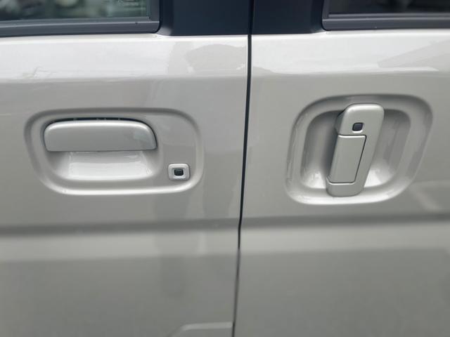 エブリイワゴン ＰＺターボスペシャル　届出済未使用車・４ＷＤ・ＣＶＴ・ハイルーフ・ターボ・両側電動スライドドア・オートステップ・シートヒーター・ルーフコンソール・オートエアコン・プッシュスタート・アルミホイール（19枚目）