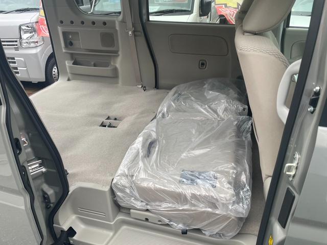 エブリイワゴン ＰＺターボスペシャル　届出済未使用車・４ＷＤ・ＣＶＴ・ハイルーフ・ターボ・両側電動スライドドア・オートステップ・シートヒーター・ルーフコンソール・オートエアコン・プッシュスタート・アルミホイール（30枚目）