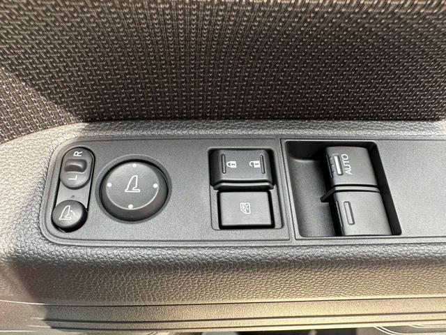 N-VAN ファン・ターボ 届出済未使用車・4WD・AT・ターボ車・ホンダセンシング・プッシュスタート・オートエアコン・オートライト・LEDヘッドランプ・フォグランプ・ハイルーフ・アイドリングストップ・電動格納サイドミラー(38枚目)