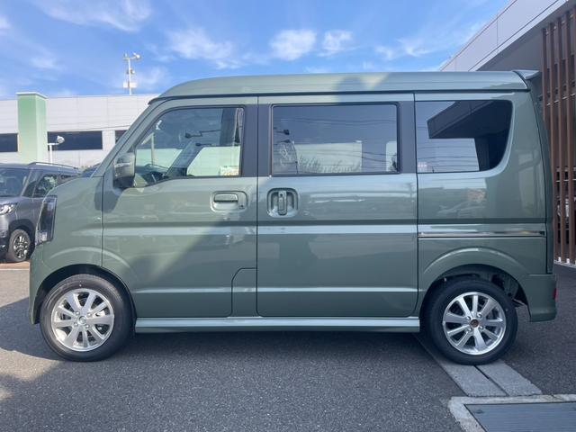 タウンボックス G 2WD・CVT・ターボ・届出済未使用車・ハイルーフ・片側電動スライドドア・シートヒーター・プッシュスタート・LEDヘッドライト・アルミホイール・USB電源ソケット・フォグランプ(12枚目)