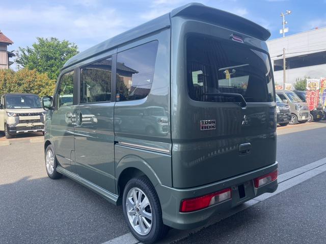 タウンボックス G 2WD・CVT・ターボ・届出済未使用車・ハイルーフ・片側電動スライドドア・シートヒーター・プッシュスタート・LEDヘッドライト・アルミホイール・USB電源ソケット・フォグランプ(14枚目)