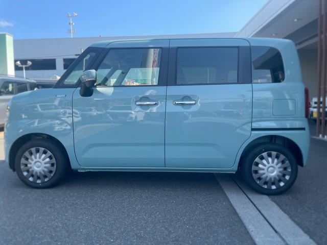 ワゴンＲスマイル ハイブリッドＸ　届出済未使用車・２ＷＤ・ＣＶＴ・両側電動スライドドア・ＬＥＤヘッドランプ・パーソナルテーブル・６スピーカー・３６０°プレミアムＵＶ＆ＩＲガラス・パーソナルテーブル・ＬＥＤサイドターンランプ（12枚目）