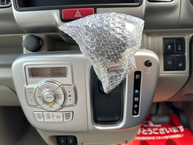 タウンボックス Gスペシャル 届出済未使用車・2WD・CVT・ハイルーフ・ターボ・両側電動スライドドア・オートステップ・シートヒーター・ルーフコンソール・オートエアコン・プッシュスタート・アルミホイール(27枚目)